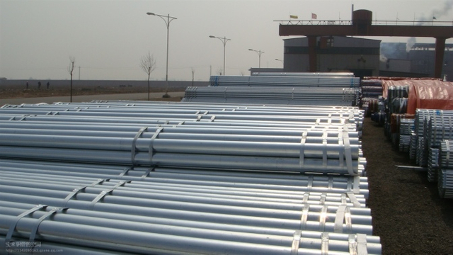 1-1/2 Inch Threaded Galvanized Steel Pipe Exhaust